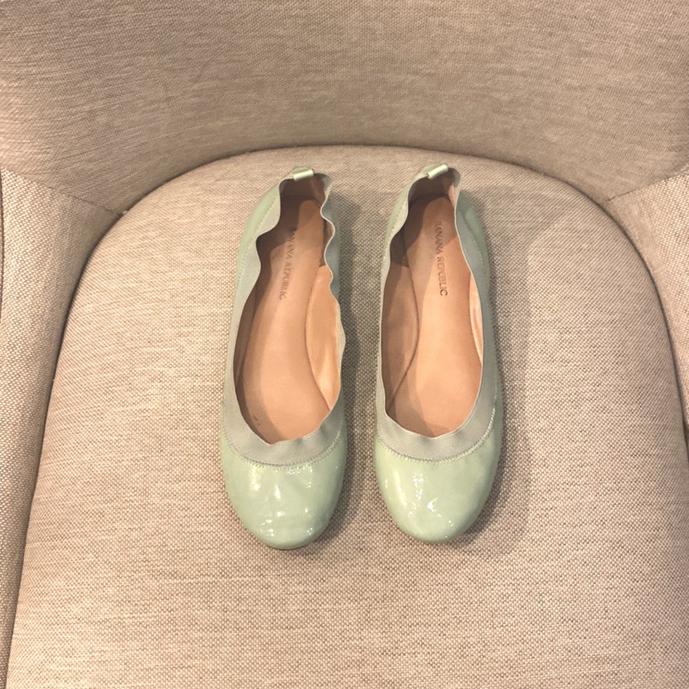 Banana Republic Mint Green Flats